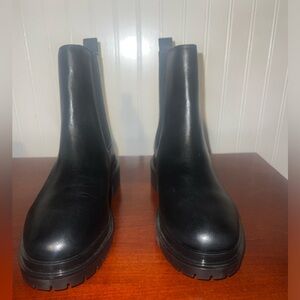 Brand new authentic Ralph Lauren women’s boots
